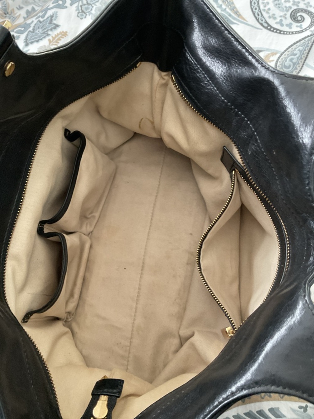 Tory Burch Black Leather tote-Make an offer!!! - Picture 4 of 5